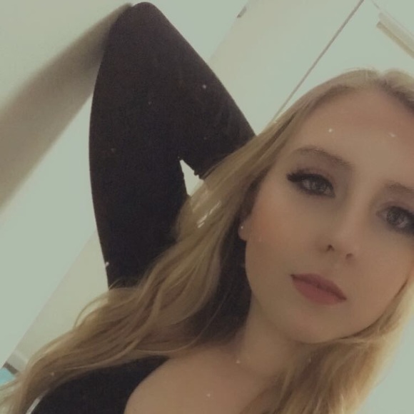 Meet your Posher, Alisandra - Picture 1 of 1